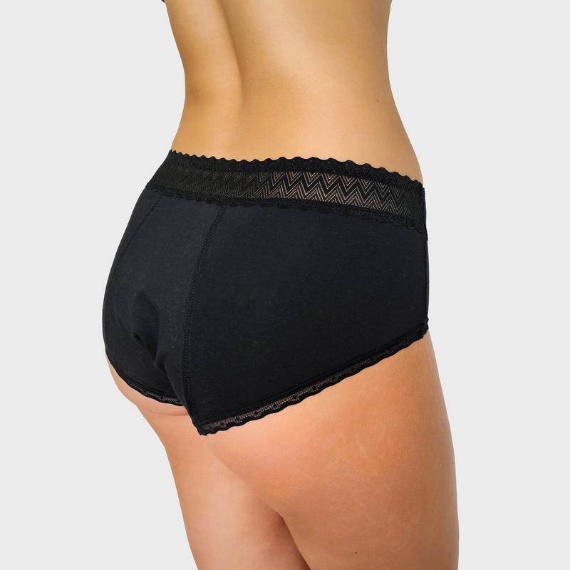 Gentle Day XXL hipster undergoed in soft fabric, featuring a comfortable waistband and smooth finish.
