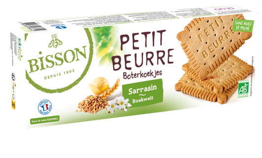 Bisson Biscuitjes boekweit bio koeken on a white plate, showing golden-brown biscuits with crisp texture and natural appearance.