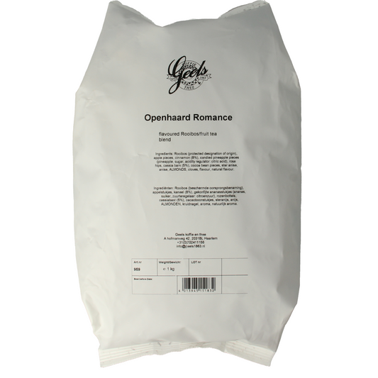 Geels Romance coffee and tea blend package, 1 kilogram, featuring elegant branding and product details on the label.