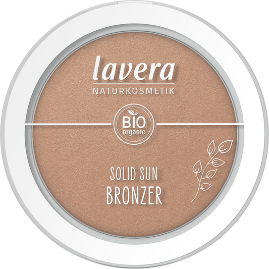 Lavera Solid Sun Bronzer Soleil Kiss 01 in 5.50g compact, showing the natural bronzer powder with a smooth surface.