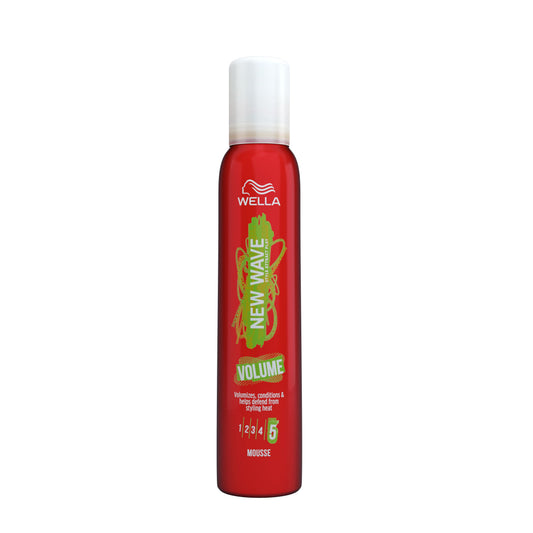 Wella Boost it volume mousse 200ml for hair styling, showing the product bottle with label and applicator in a natural setting.