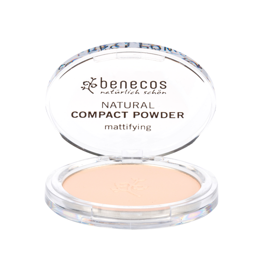 Benecos Natural Beauty compact powder in porcelain shade, 9g, for a natural makeup look with a smooth, matte finish.
