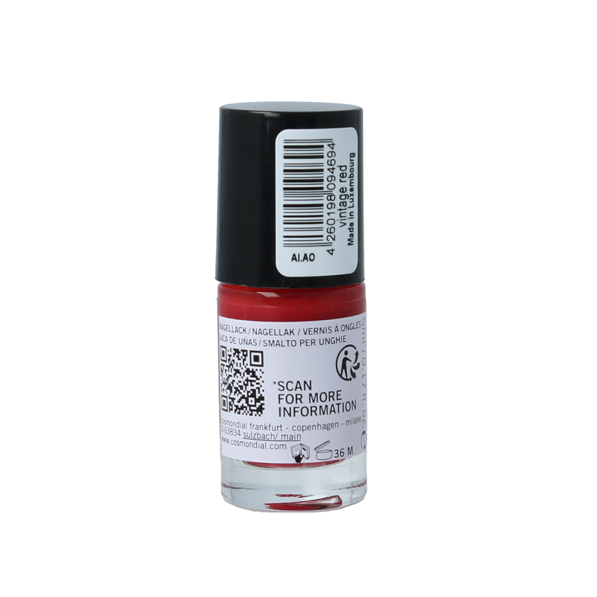 Benecos Natural Beauty vegan nail polish in vintage red, 20-free, 5ml bottle, showcasing the colorful, eco-friendly make-up product.