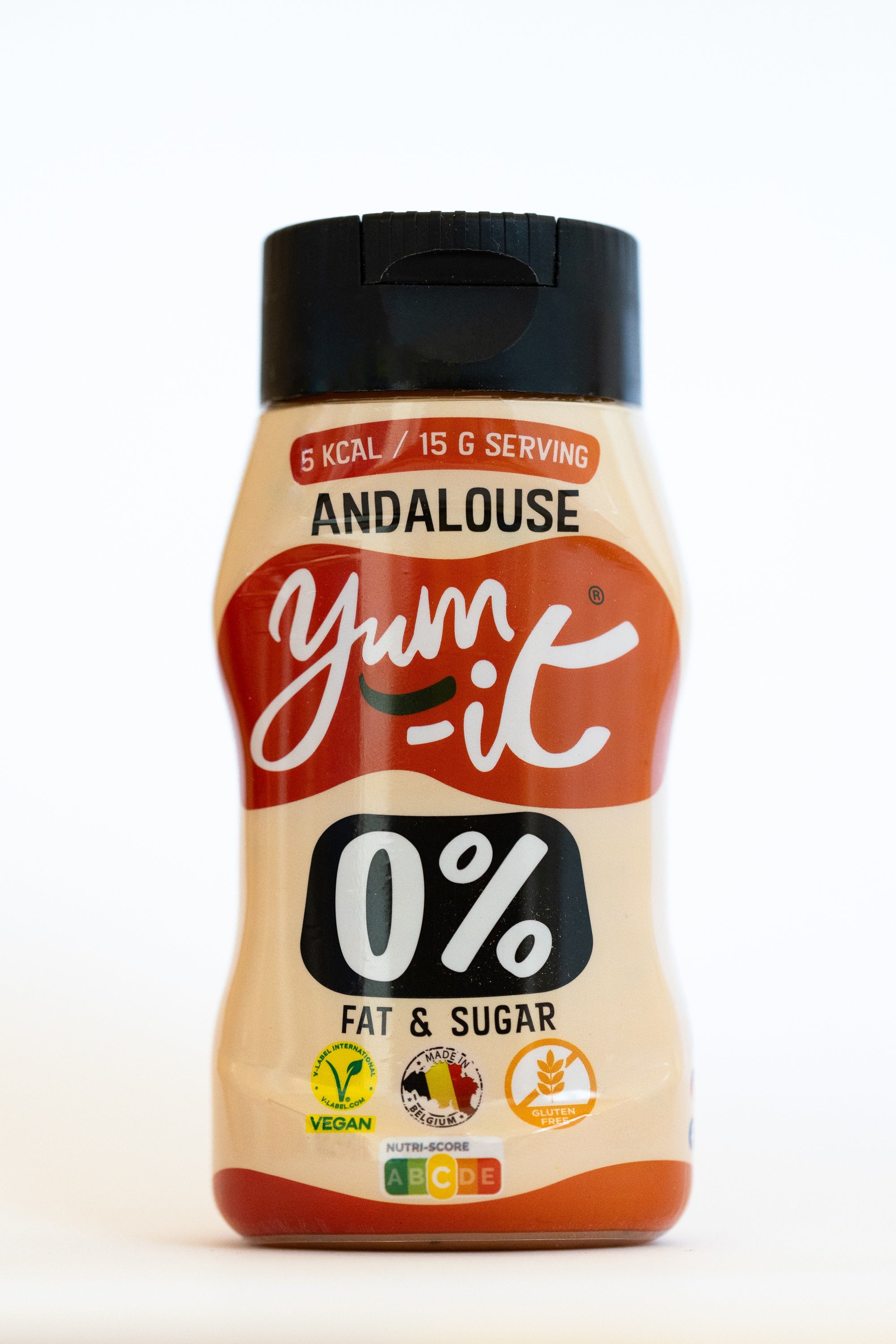 Yum-It Andalouse sauce 300g jar, a flavorful sauce from Yum-It, with a smooth texture and rich, creamy appearance.