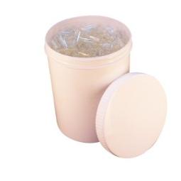 Blockland capsules in pot number 2, a food product, shown in a close-up image of the capsules and packaging.