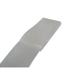 Transparent zigzag Blockland vinyl labels for packaging, shown in a stack of 2000 pieces. Ideal for sealing and branding packages.