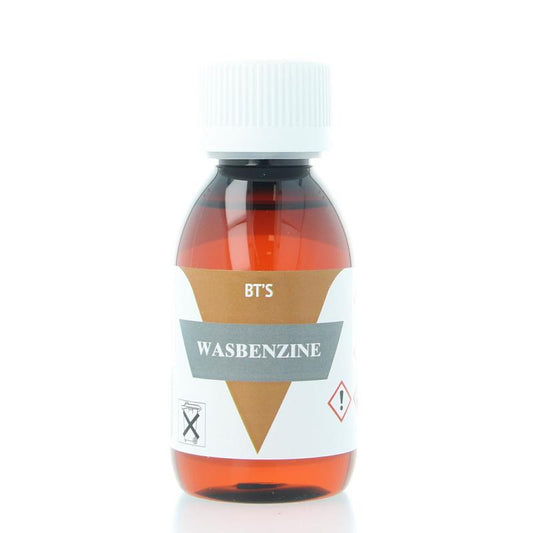 BT'S Wasbenzine 120ml cleaning product in a clear plastic bottle with a white cap, used for cleaning and degreasing.