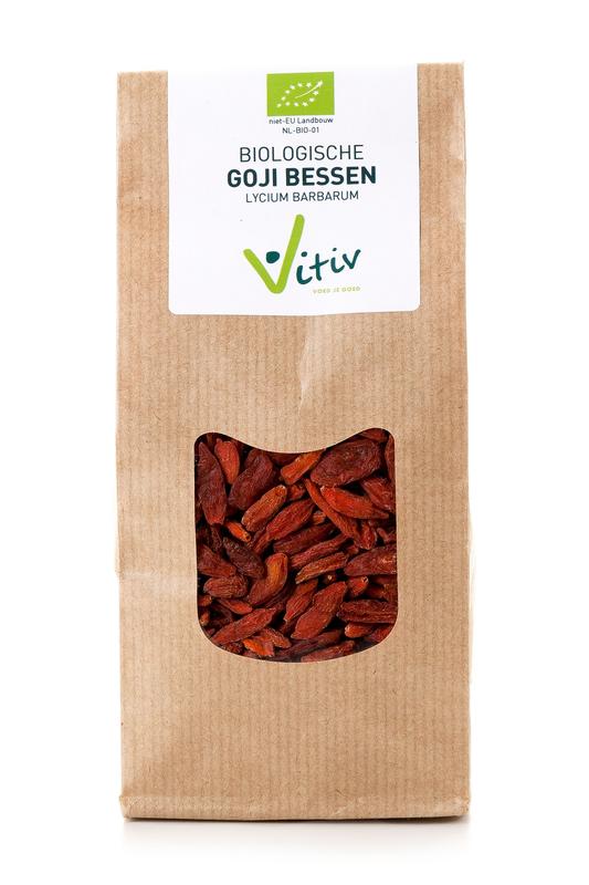 Vitiv bio Goji berries in a 500g package, raw superfood with vibrant red dried berries on a white background.