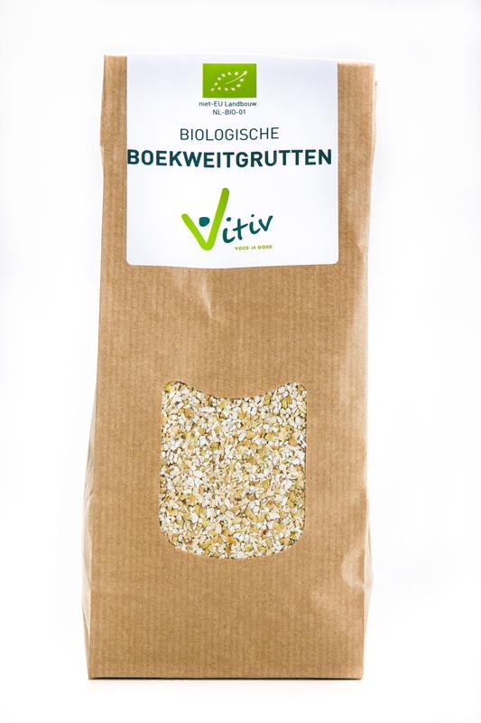 Organic Vitiv Boekweitgrutten breakfast cereal in a 500g package, featuring toasted buckwheat grains.