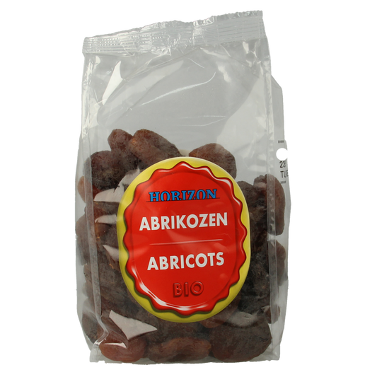 Horizon bio apricots, 500 grams, fresh and ripe, displayed in a basket with a green background.