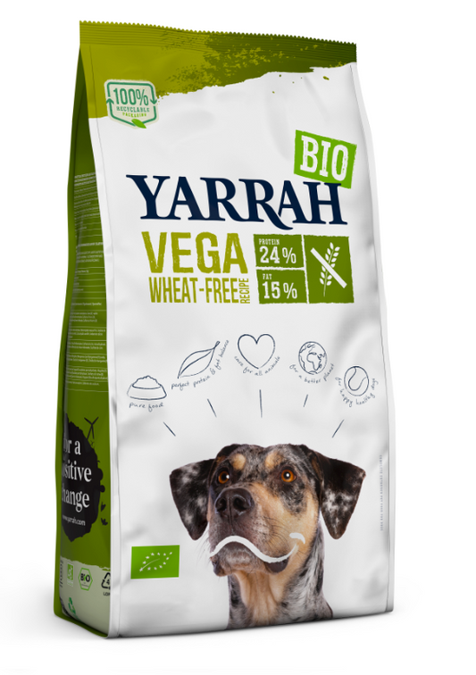 Yarrah Vega wheat-free organic dog food in 2000g bag, natural animal feed with plant-based ingredients for dogs.