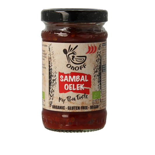 Onoff Sambal Oelek bio 110g jar with red chili paste for sauces and flavoring in a clear glass container.