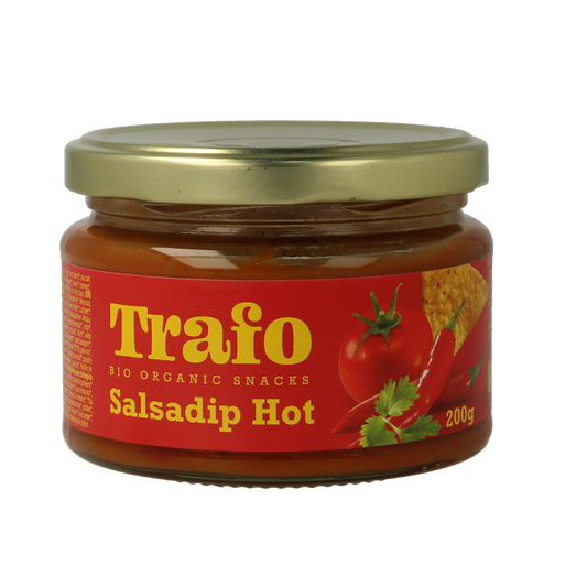 Trafo Salsadip hot bio chips and zoutjes in 200g package, crispy snack with spicy flavor and natural ingredients.