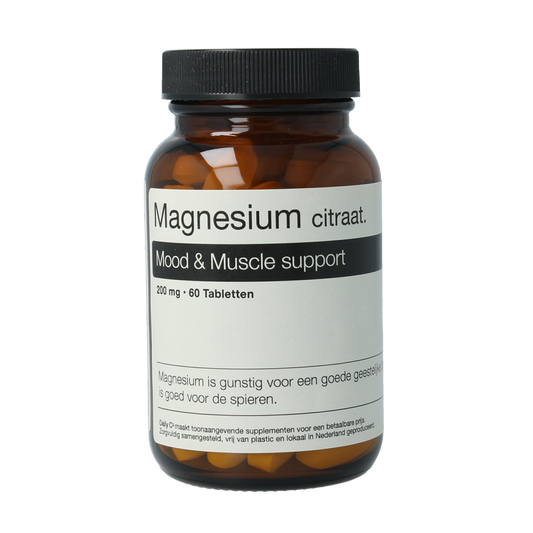 Daily Co Magnesium 200 tablets from Daily Co, mineral supplement with 60 tablets, showing the bottle and tablets inside.