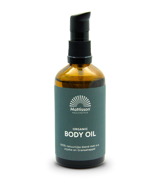 Mattisson Organic Body Oil bio in a 100ml bottle, natural body care product with a clear label and golden oil inside.