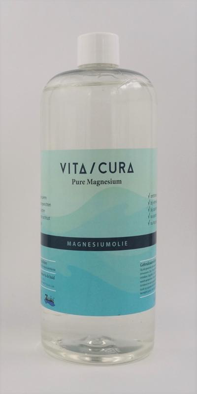 Vitacura Magnesium olie body care bottle, 1 liter, featuring a clear container and label with magnesium oil product details.