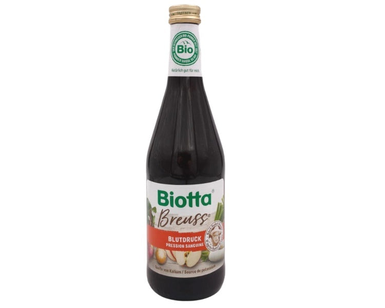 Biotta Groentesap bloeddruk Breuss bio 500ml bottle, natural vegetable juice in a clear glass container