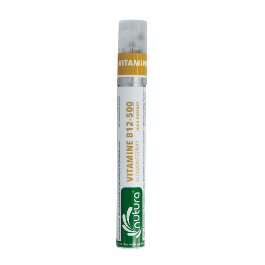Nutura Vitaminesprays B12 vitamin spray bottle, 14.4 ml, with a clear label showing the product and brand.